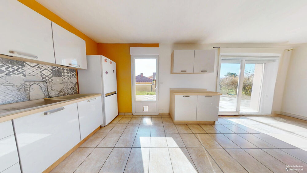 Girardi Immobilier vous présente en exclusivité cette charmante maison de 95 m2 sur 9 ares de terrain .