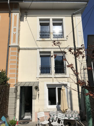  Maison  vendre 6 pices 134 m