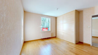  Appartement à louer 4 pièces 114 m²