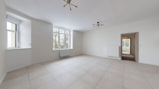  Appartement � louer 5 pi�ces 107 m�