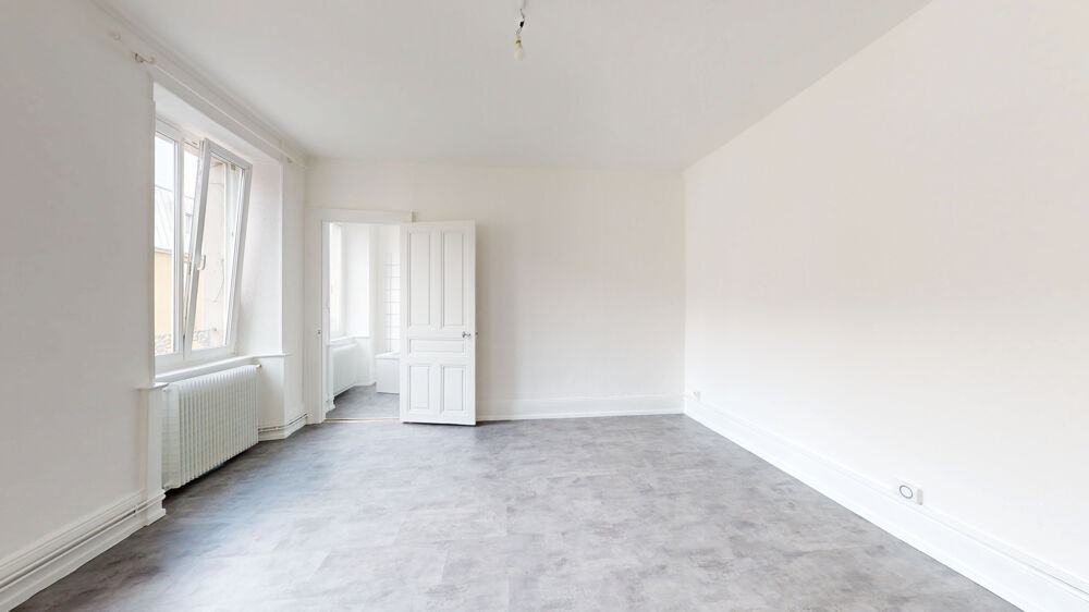 Location Appartement À louer   Appartement T3 de 74 m2 Belfort