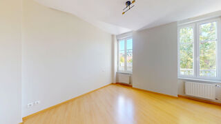  Appartement à louer 4 pièces 81 m²