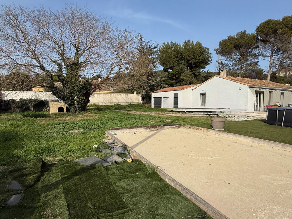 Vente Maison Belle maison de plain-pied de 105m2, garage double, boulodrome et piscine hors-sol Marseille 12