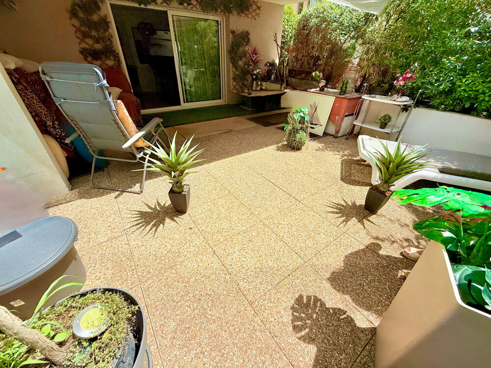 Vente Appartement Beau T3 de 68,62m2 avec terrasse de 32m2, RDC Marseille 9