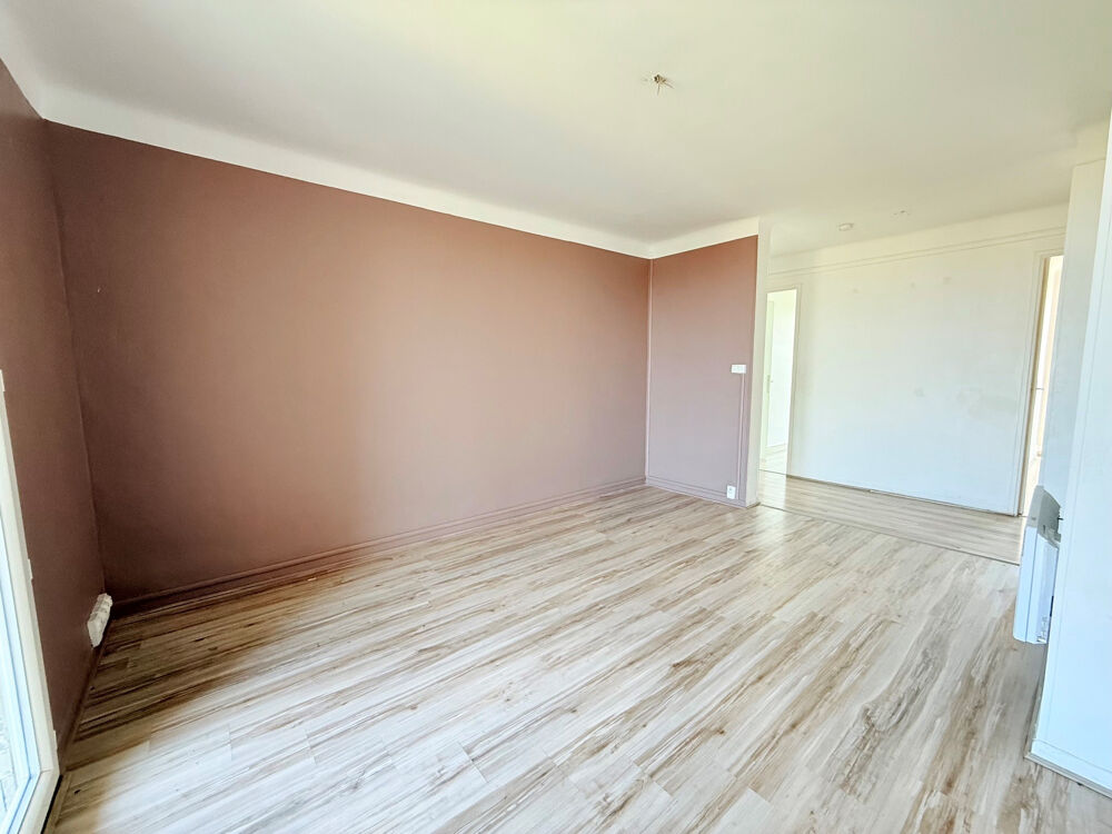 Beau T4 Traversant de 66m2 avec balcon