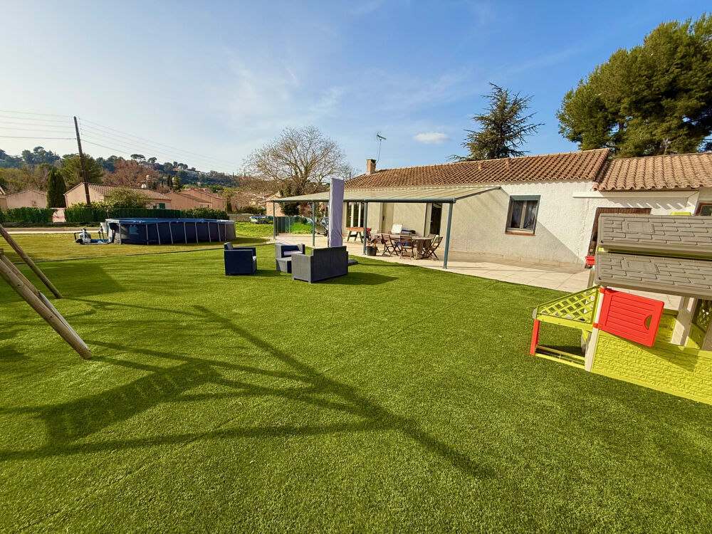 Vente Maison Belle maison de plain-pied de 105m2, garage double, boulodrome et piscine hors-sol Marseille 12