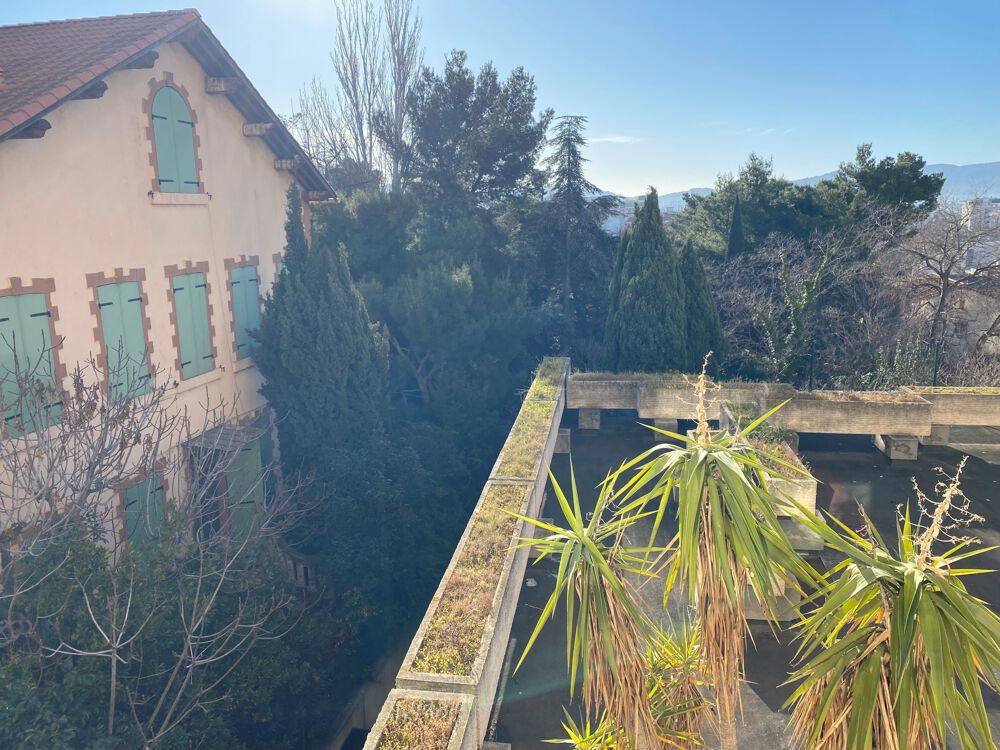 Beau studio à la Timone