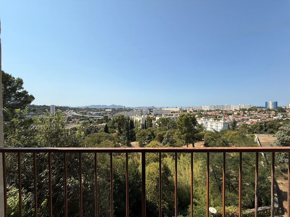 Beau T4 Traversant de 66m2 avec balcon