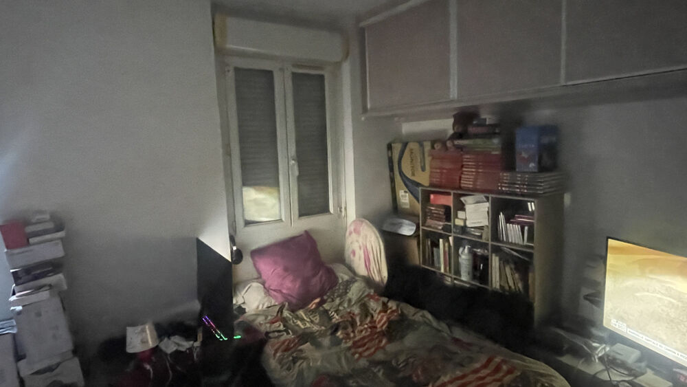 Appartement T3 LOUE 49 m2 Marseille 13004 Cinq Avenues / Chartreux
