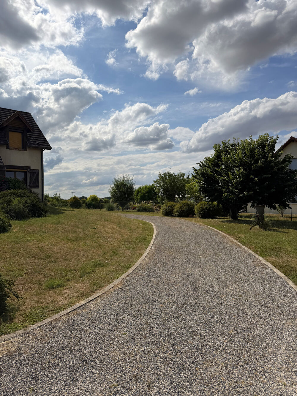Maison familiale avec jardin