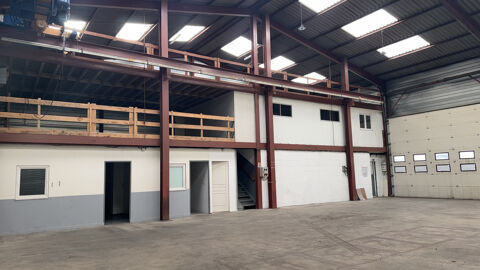 &Agrave; LOUER   LOCAL / ENTREPOT PROFESSIONNEL 1890 52100 St dizier