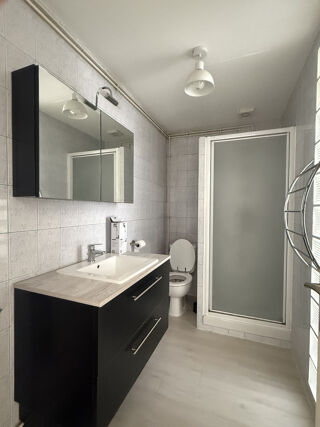  Appartement à louer 2 pièces 38 m²