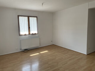  Appartement à louer 2 pièces 49 m²