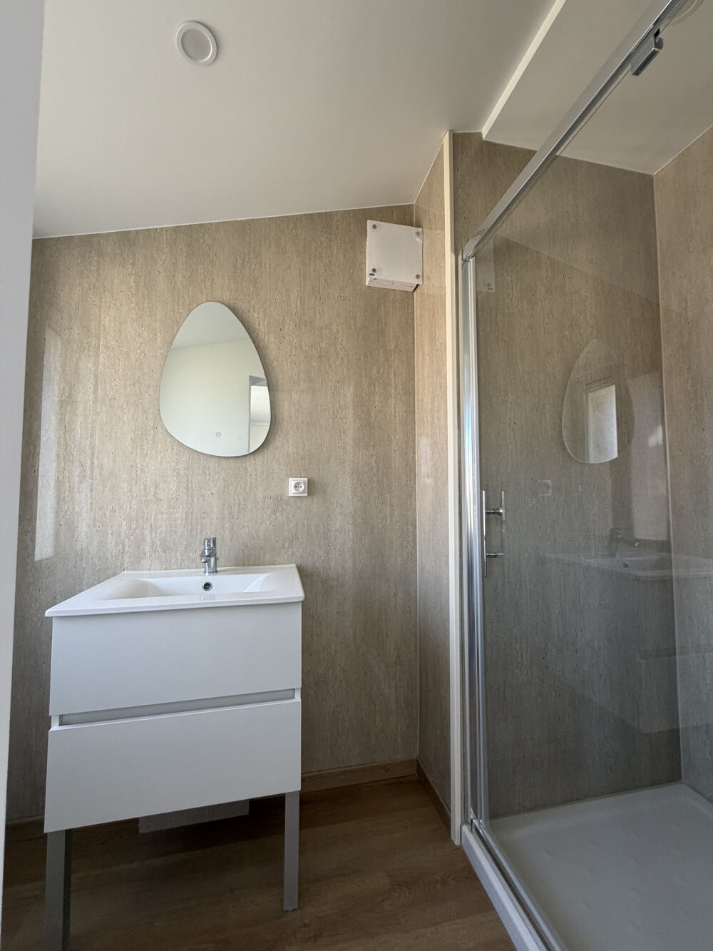Location Appartement Beau T2 avec cour et cave St dizier