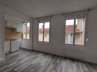  Appartement à louer 1 pièce 24 m²