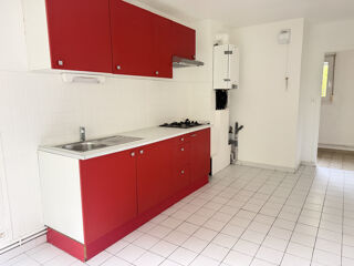  Appartement à louer 3 pièces 79 m²