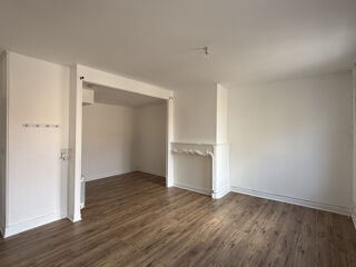  Appartement à louer 1 pièce 30 m²