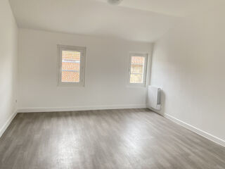  Appartement à louer 2 pièces 32 m²