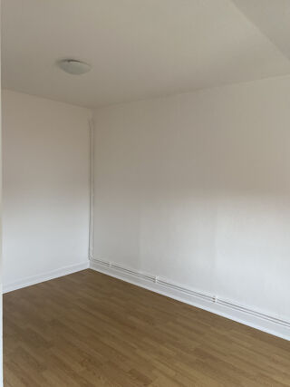  Appartement à louer 2 pièces 32 m²