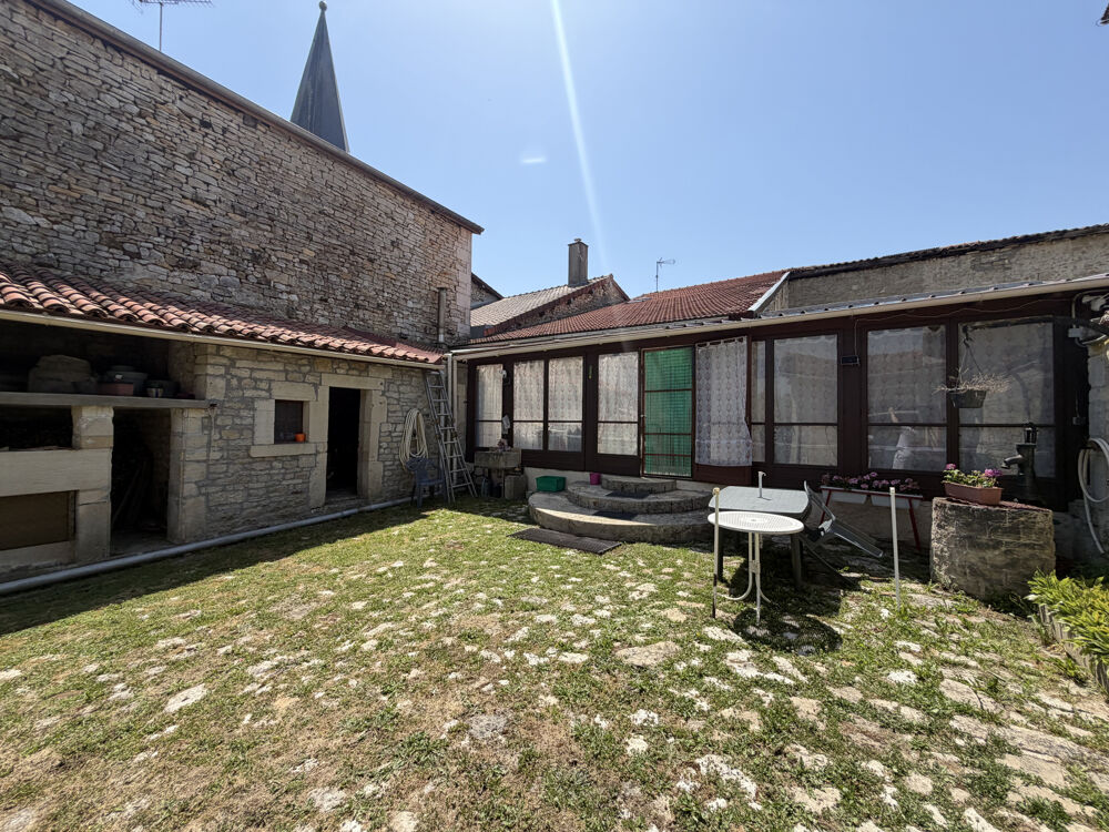 Maison 6 pièces 213 m² · à Narcy · 213 m² · 157 500 €