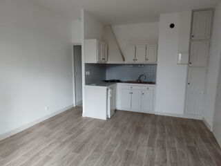  Appartement à louer 2 pièces 35 m²