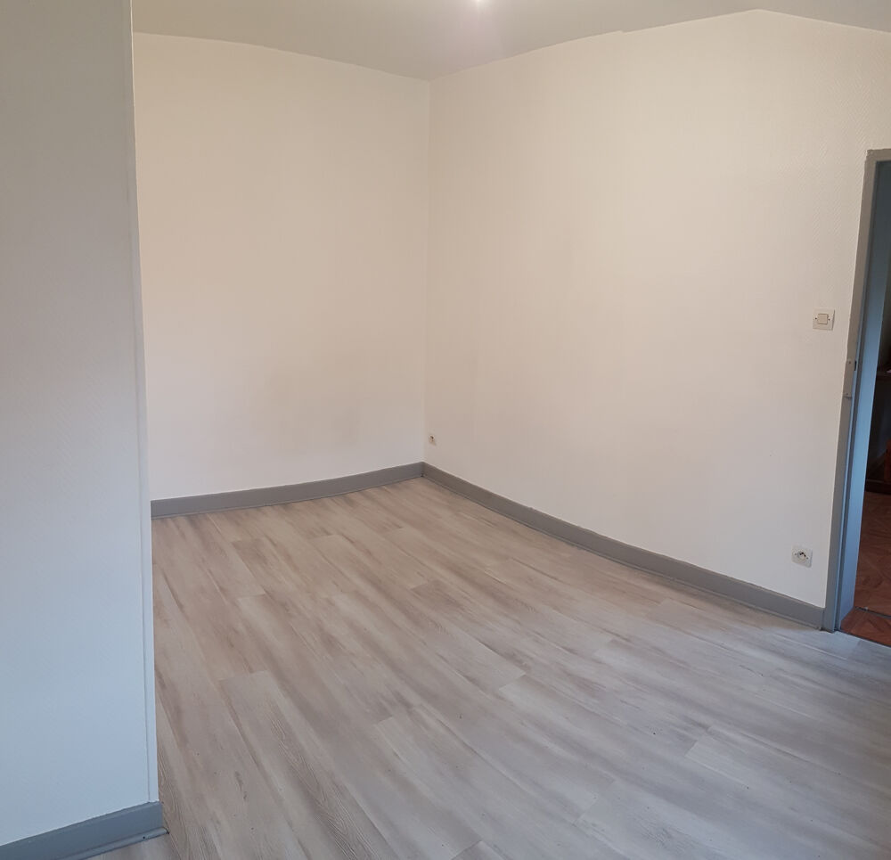 Location Appartement Studio au centre ville de 25m2 St dizier