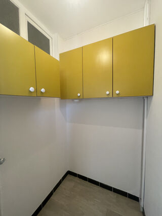  Appartement à louer 3 pièces 70 m²