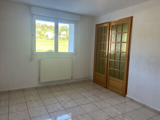  Appartement à louer 3 pièces 94 m²