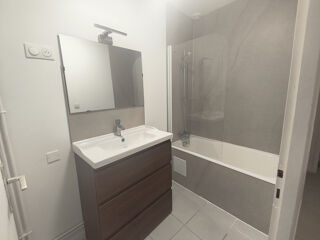  Appartement à louer 2 pièces 49 m²