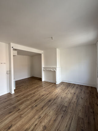  Appartement à louer 1 pièce 30 m²