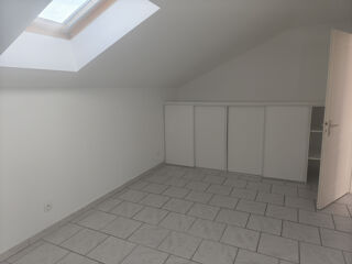  Appartement � louer 5 pi�ces 84 m�