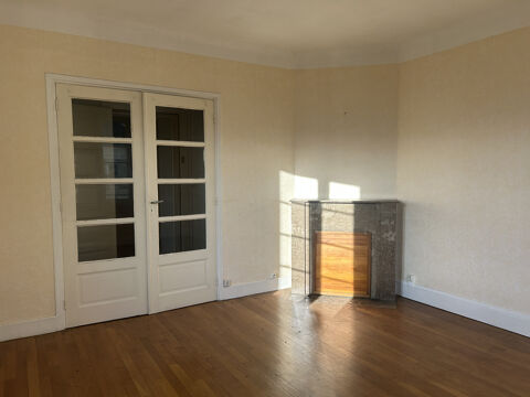   Appartement de 80 m2 avec belle luminosit� Appartement - 3 pi�ce(s) - 81 m�