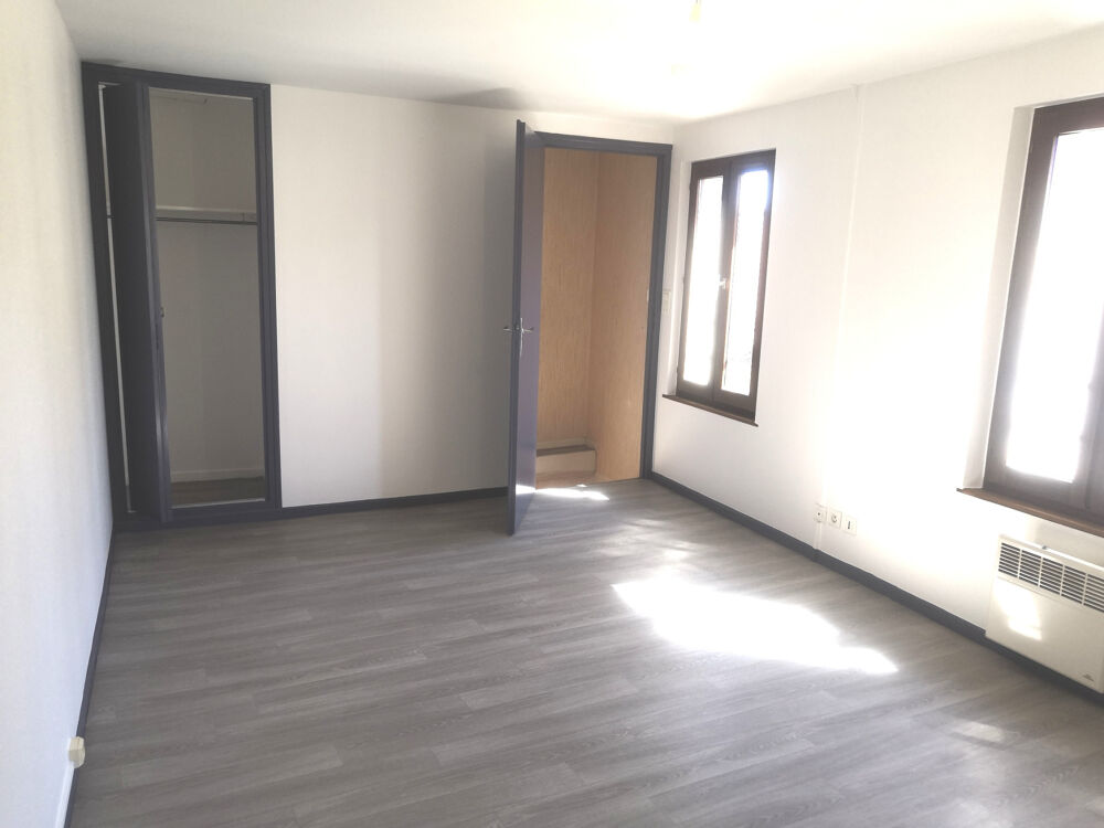 Location Duplex/Triplex Charmante maison en centre ville de 46m2 sur trois niveaux St dizier