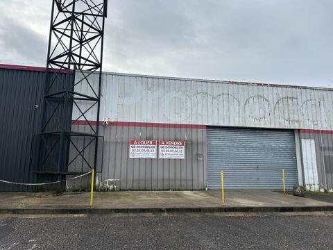Local commercial de 1 600 m2 avec parking   Id&eacute;al grande enseigne ou stockage 490000 52100 Bettancourt la ferree