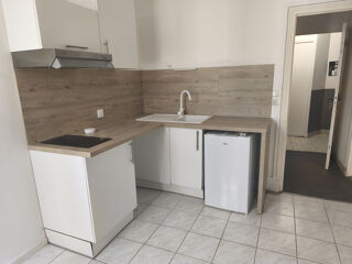  Appartement à louer 2 pièces 28 m²