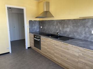  Appartement à louer 3 pièces 70 m²