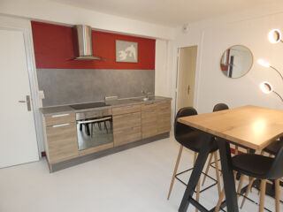  Appartement à louer 2 pièces 45 m²