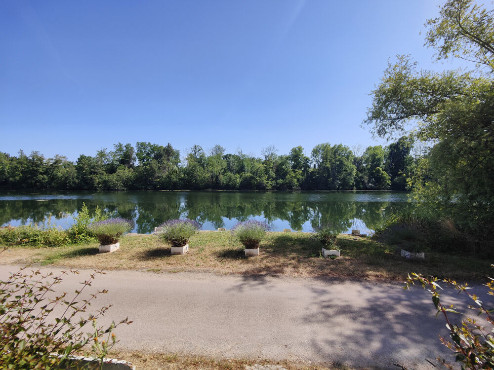 Vente Immeuble Un bien atypique avec vue sur l'Yonne et de multiples possibilités Laroche st cydroine