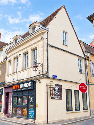 Vente Immeuble À VENDRE   Immeuble en monopropriété en plein centre-ville d'Auxerre Auxerre