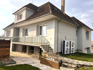  Maison  vendre 11 pices 260 m