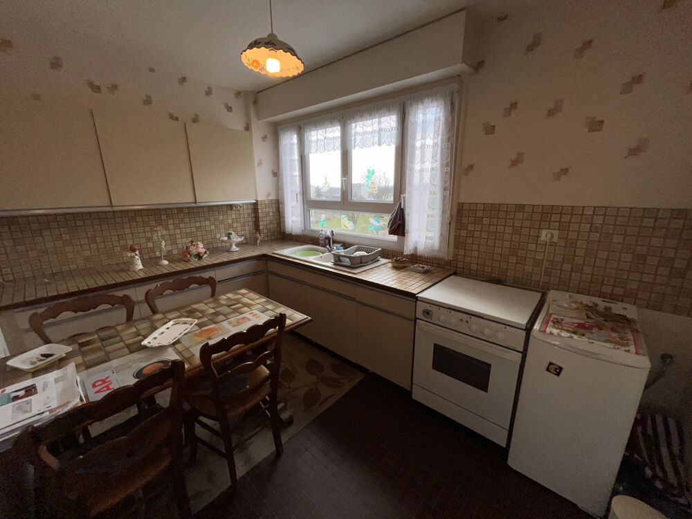 Vente Appartement � vendre   Appartement F3 de 72 m2 � Auxerre   Balcon, cave, r�sidence s�curis�e Auxerre