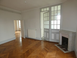  Appartement � louer 3 pi�ces 118 m�