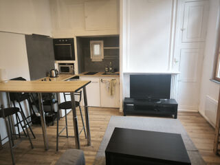  Appartement à louer 2 pièces 32 m²