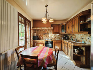  Maison � vendre 9 pi�ces 182 m�