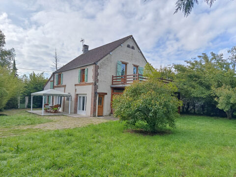   Maison ancienne avec jardin clos et arboré. Maison - 5 pièce(s) - 203 m²