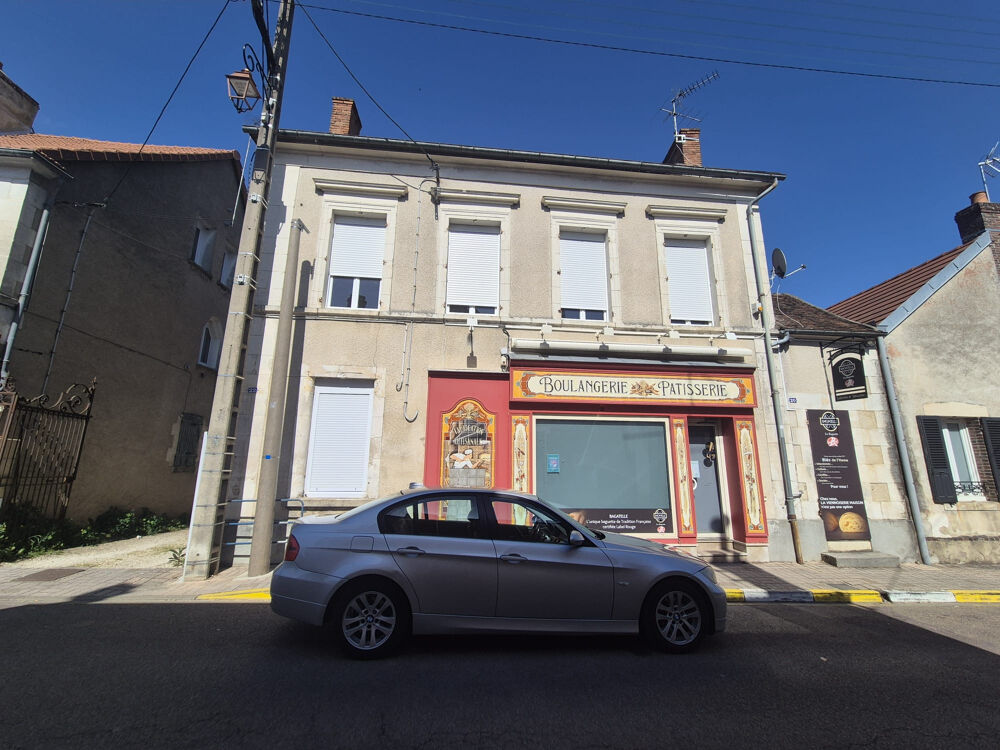 Appoigny Maison de ville avec commerce
