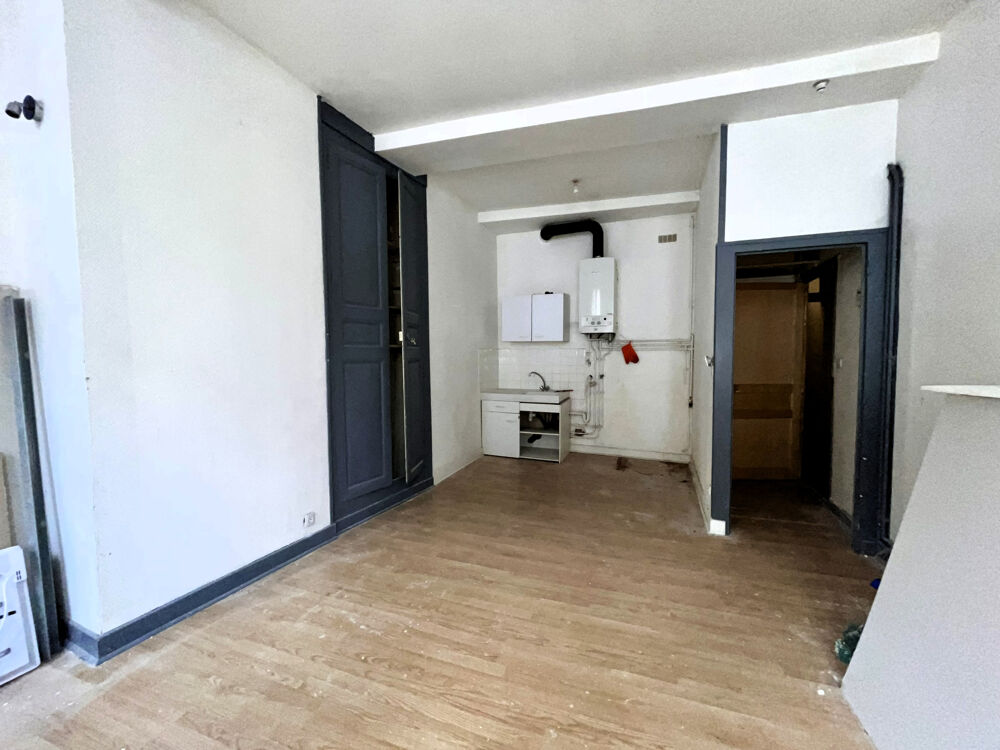 Vente Immeuble Immeuble à vendre   Emplacement idéal à Auxerre   339 000 € FAI - 270 m2 Auxerre