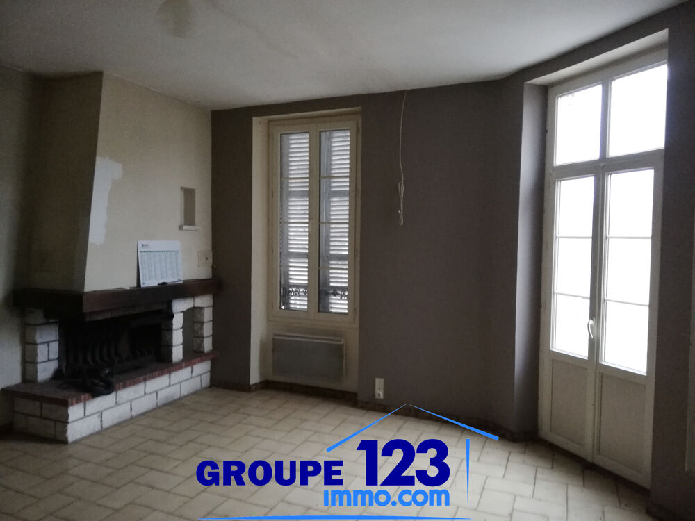 Vente Maison Maison d'habitation de ville et local commercial. Aillant sur tholon