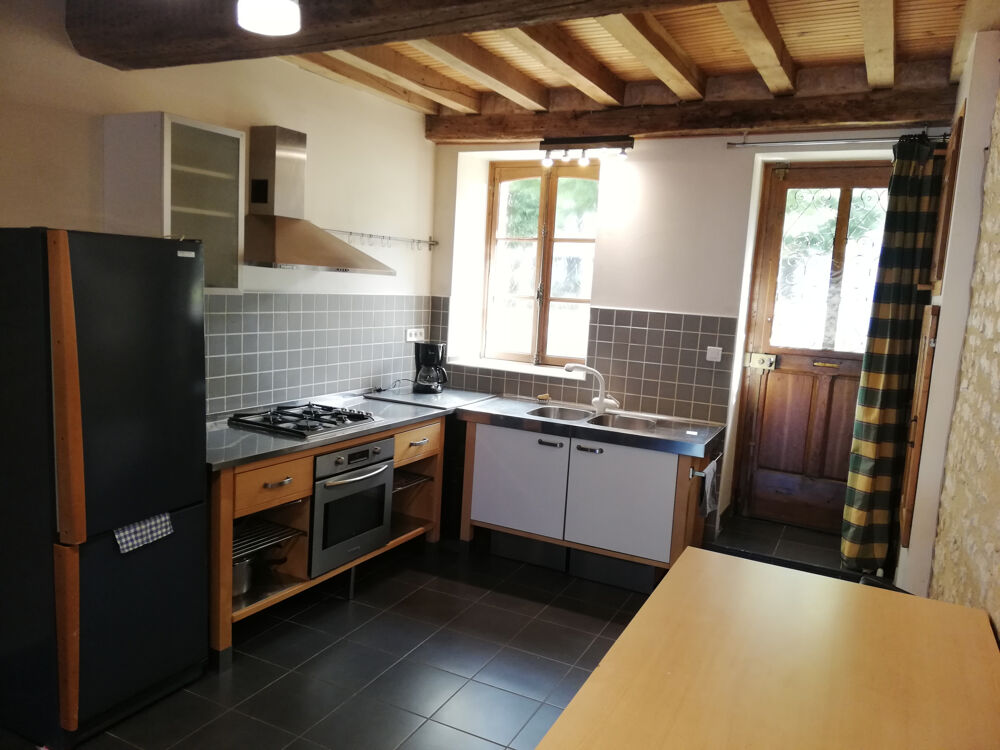 Maison avec charme de la pierre à moins de 10 minutes de la gare.