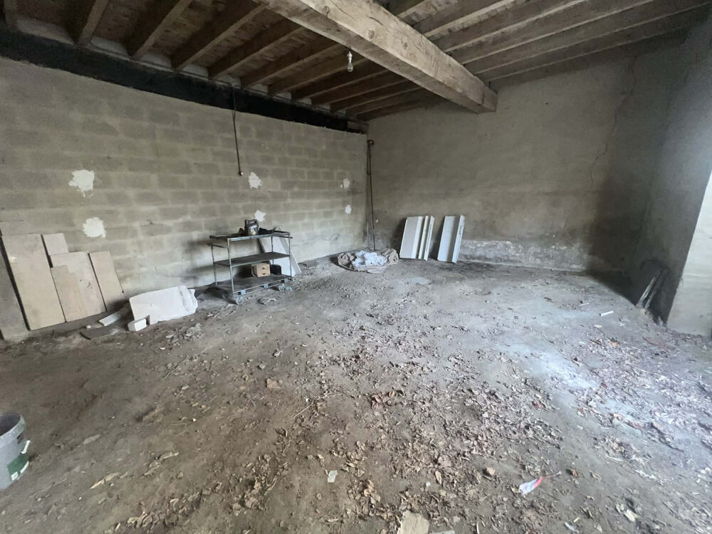 Grange 240 m2 à Aillant sur Tholon!
